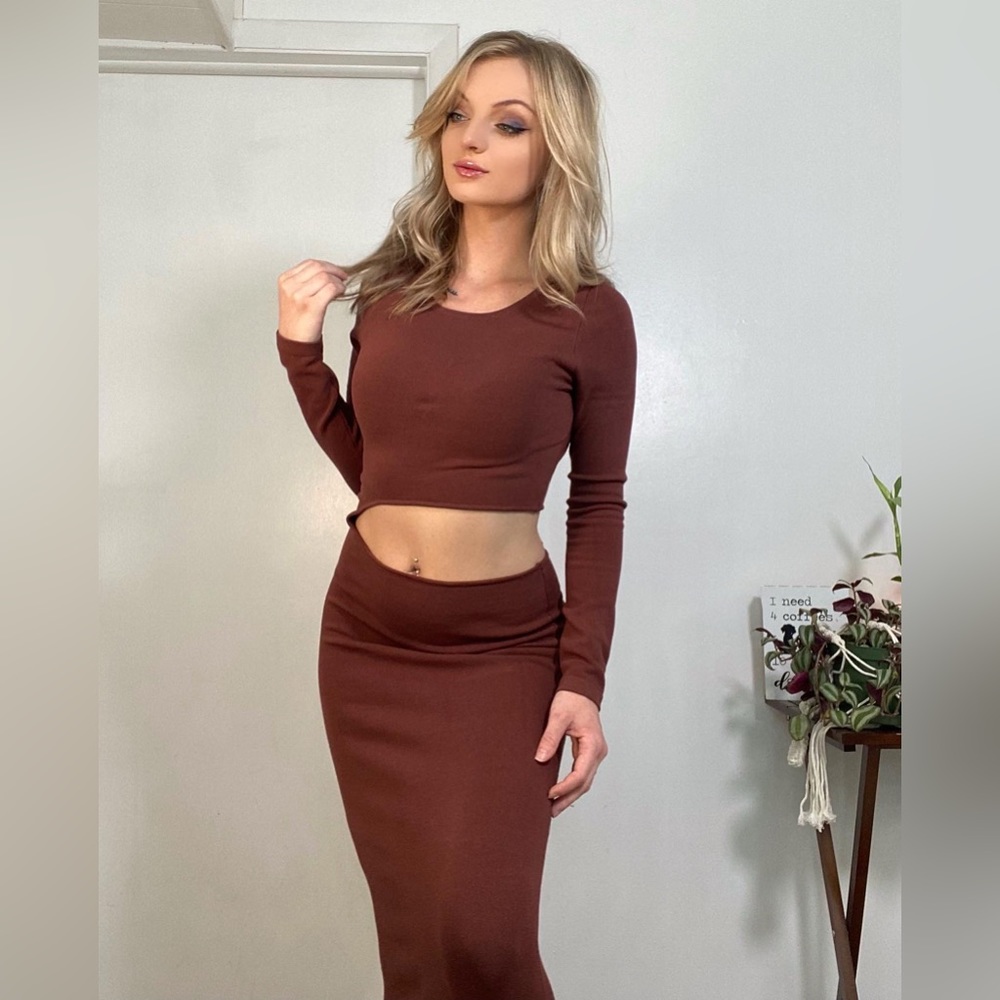 Fashionnova fall long sleeve cut out maxi dress